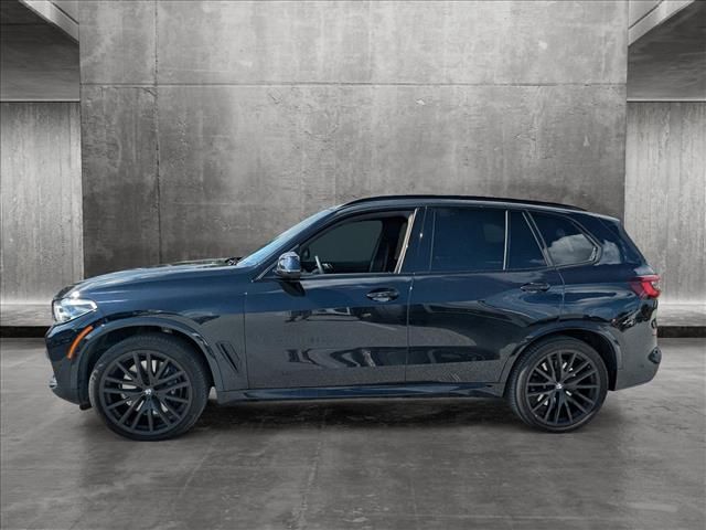 2022 BMW X5 M50i