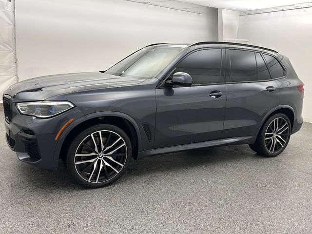 2022 BMW X5 M50i