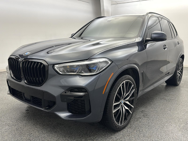 2022 BMW X5 M50i