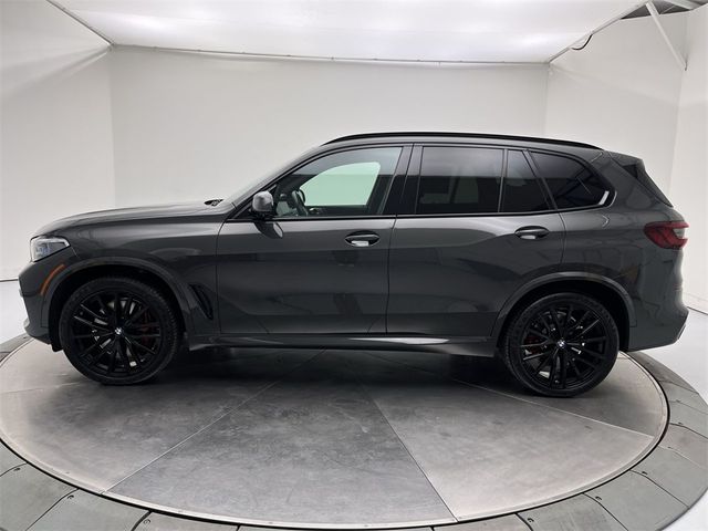 2022 BMW X5 M50i