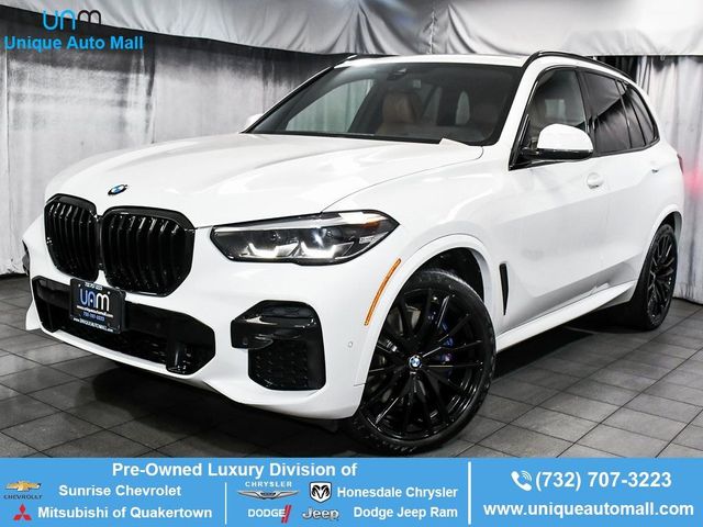 2022 BMW X5 M50i