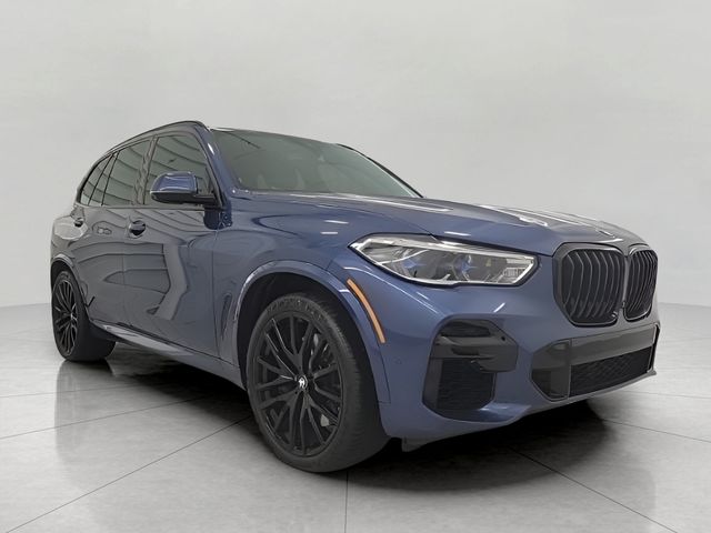 2022 BMW X5 M50i