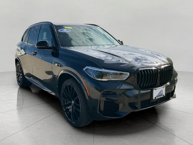 2022 BMW X5 M50i