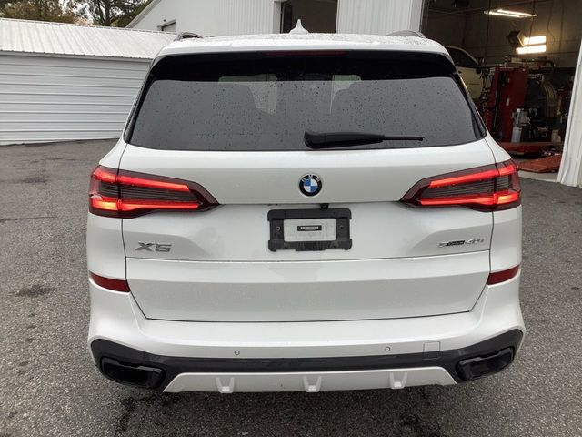 2022 BMW X5 sDrive40i