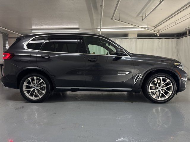 2022 BMW X5 sDrive40i