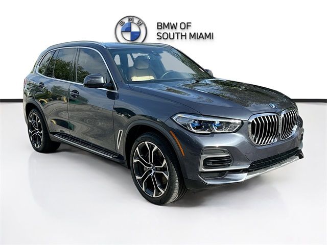 2022 BMW X5 xDrive45e