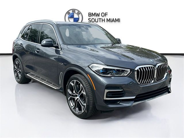 2022 BMW X5 xDrive45e