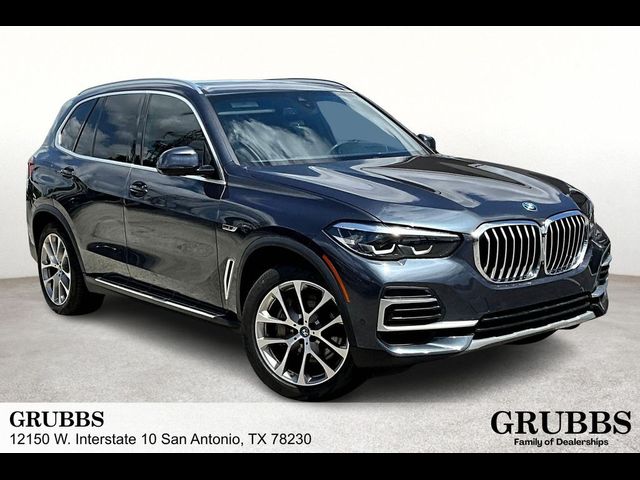 2022 BMW X5 xDrive45e