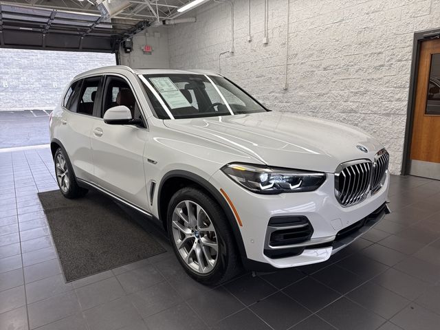 2022 BMW X5 xDrive45e