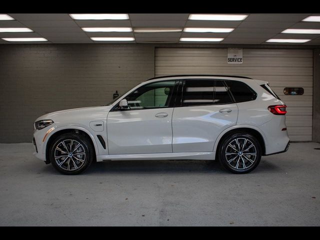 2022 BMW X5 xDrive45e