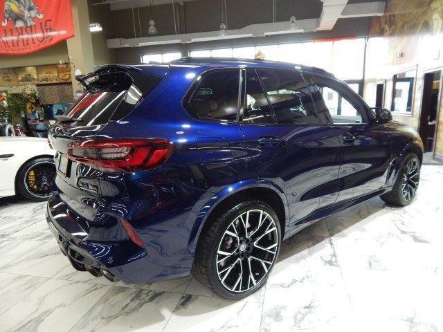 2022 BMW X5 M Base