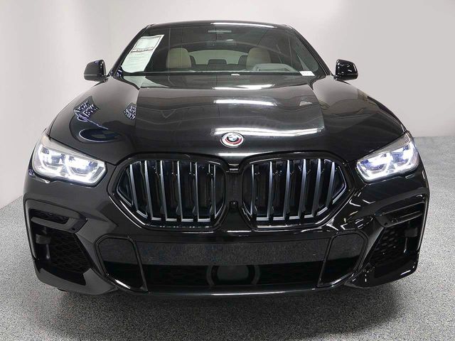 2022 BMW X6 M50i