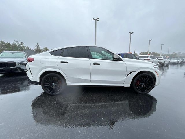 2022 BMW X6 M50i