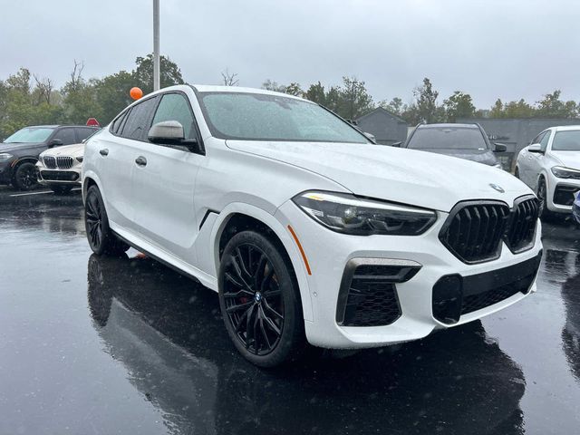 2022 BMW X6 M50i