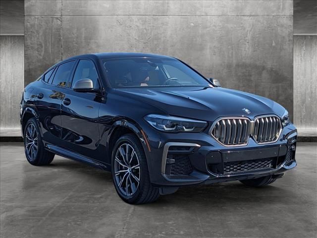 2022 BMW X6 M50i