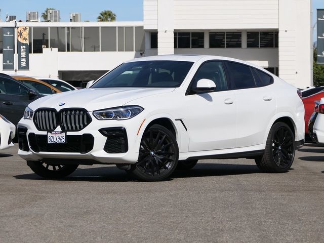 2022 BMW X6 M50i