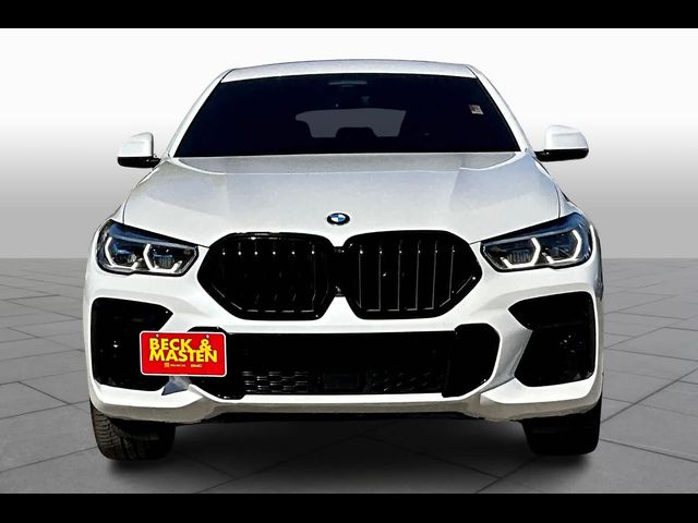 2022 BMW X6 M50i