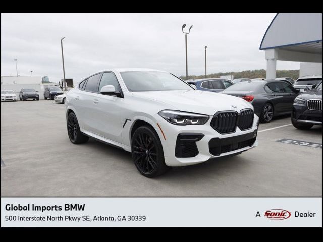 2022 BMW X6 M50i