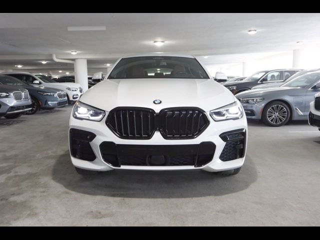 2022 BMW X6 M50i