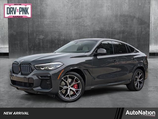 2022 BMW X6 M50i