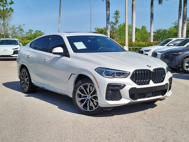 2022 BMW X6 M50i