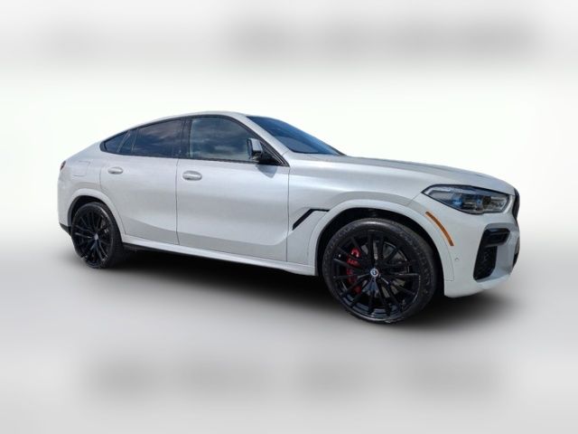 2022 BMW X6 M50i