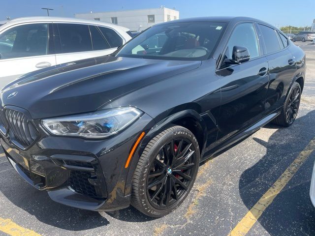 2022 BMW X6 M50i