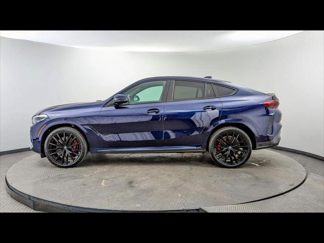 2022 BMW X6 M50i