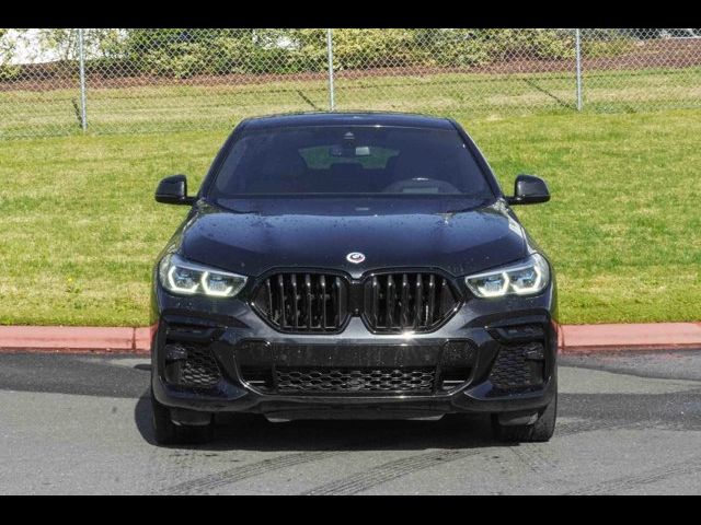 2022 BMW X6 M50i