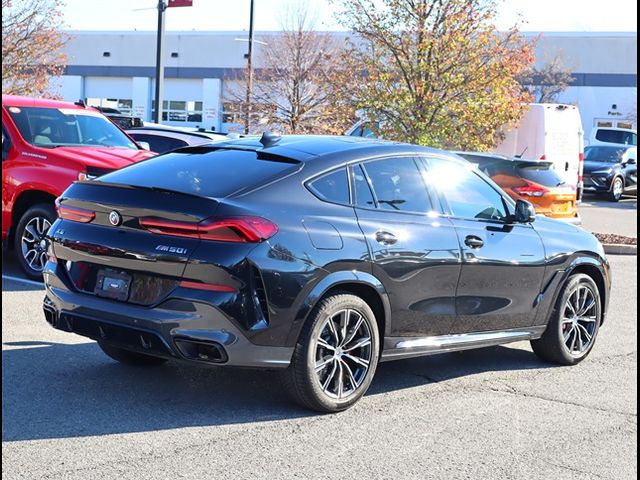 2022 BMW X6 M50i