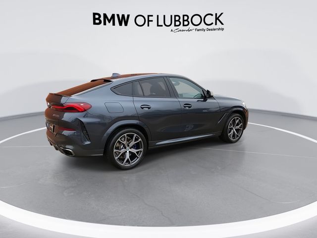 2022 BMW X6 M50i