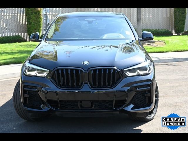 2022 BMW X6 M50i