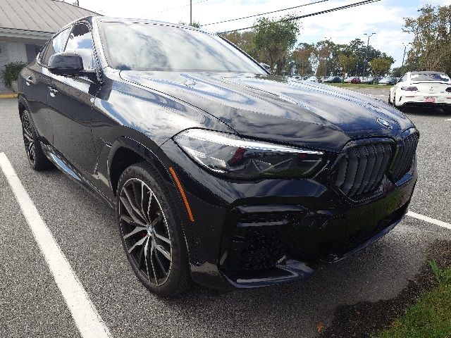 2022 BMW X6 M50i