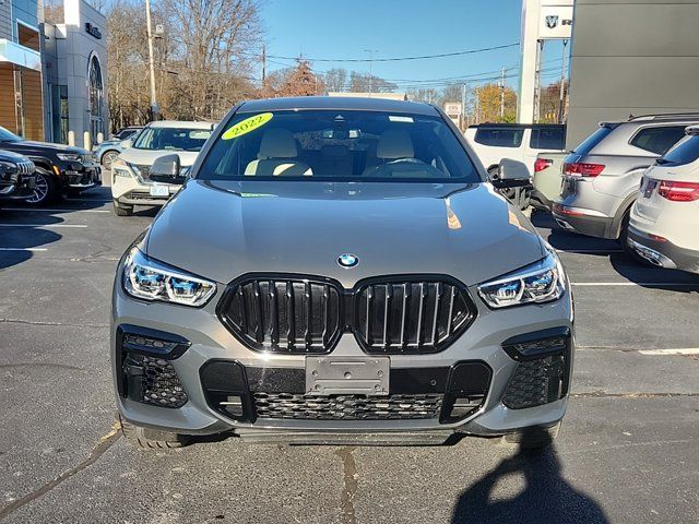 2022 BMW X6 M50i