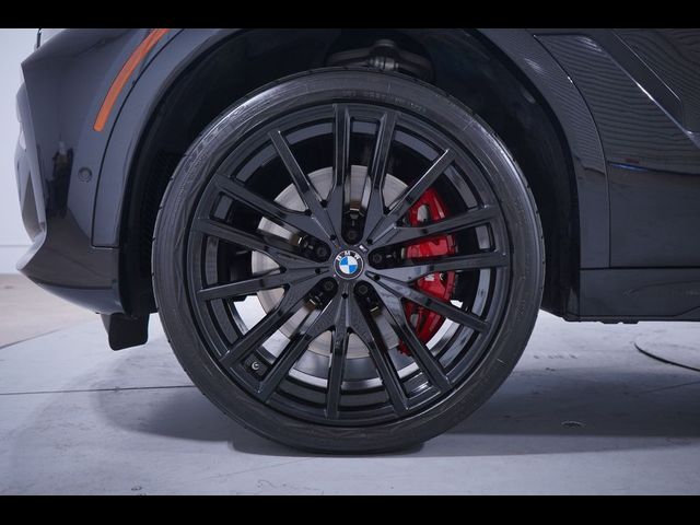 2022 BMW X6 M50i