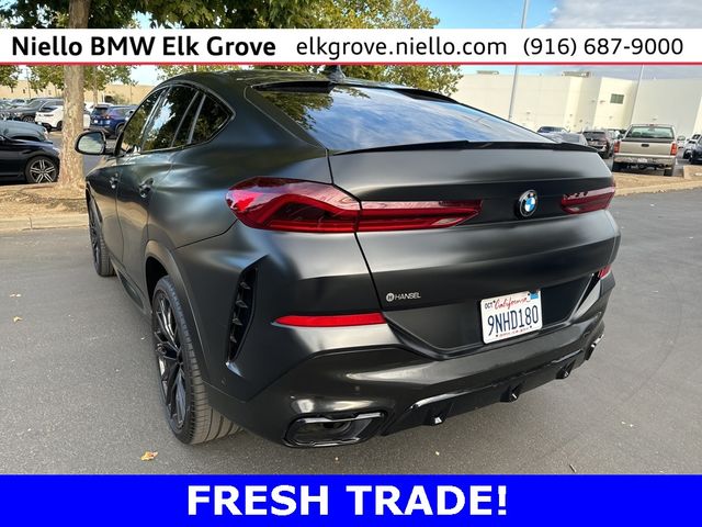 2022 BMW X6 M50i