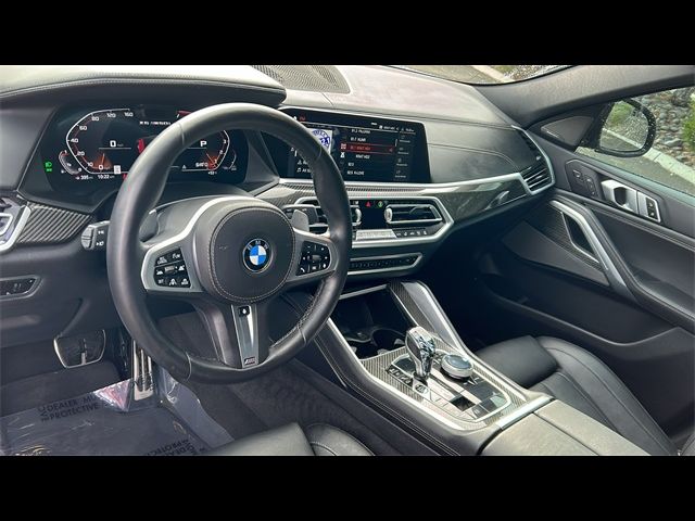 2022 BMW X6 M50i