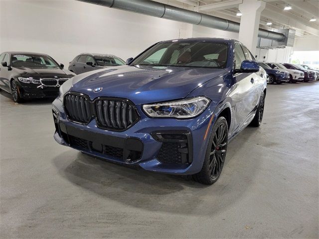 2022 BMW X6 M50i