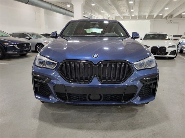 2022 BMW X6 M50i