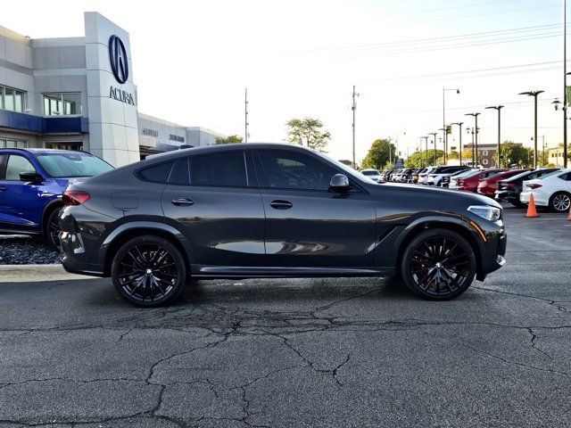 2022 BMW X6 M50i