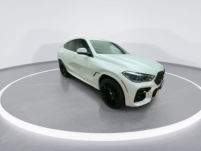 2022 BMW X6 M50i