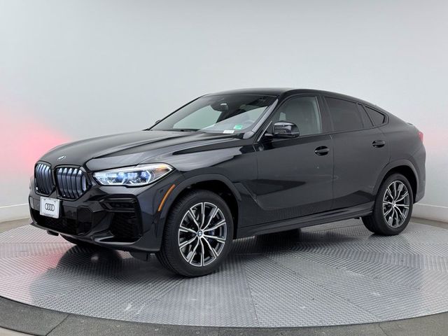 2022 BMW X6 M50i