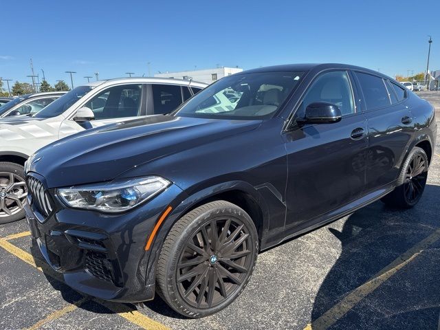 2022 BMW X6 M50i