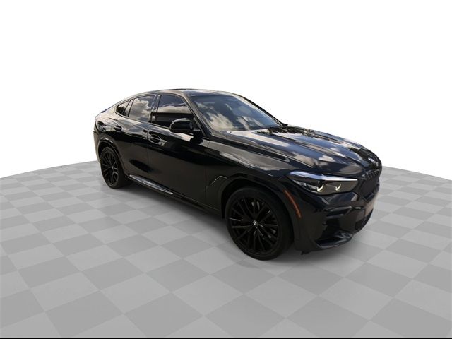 2022 BMW X6 M50i