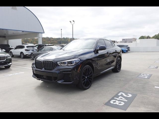 2022 BMW X6 M50i