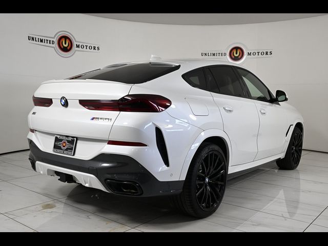 2022 BMW X6 M50i