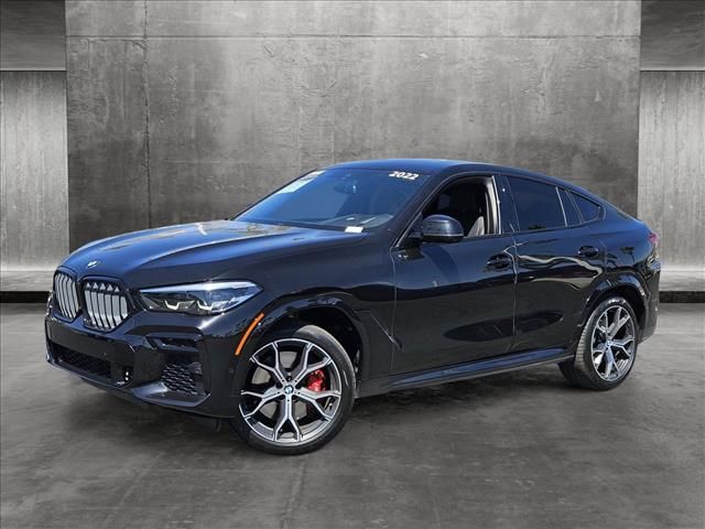 2022 BMW X6 M50i