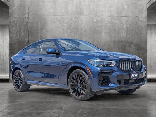 2022 BMW X6 M50i