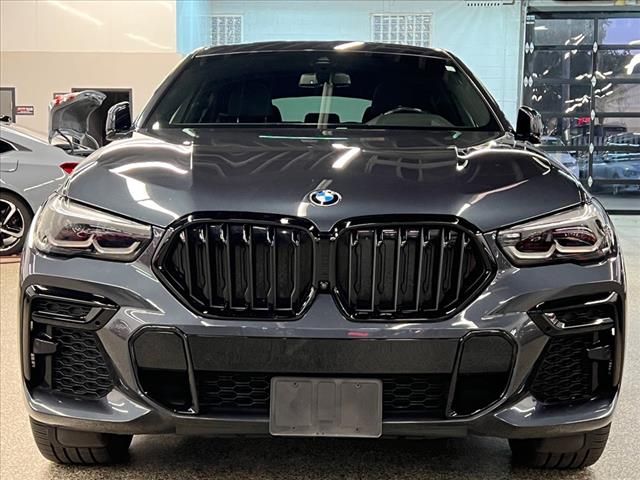 2022 BMW X6 M50i