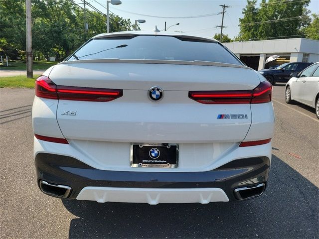 2022 BMW X6 M50i